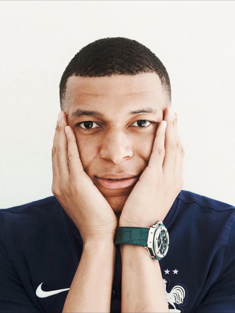 找回状态！伦纳德第三节砍下9分2板2助1断，而上半场仅有8分