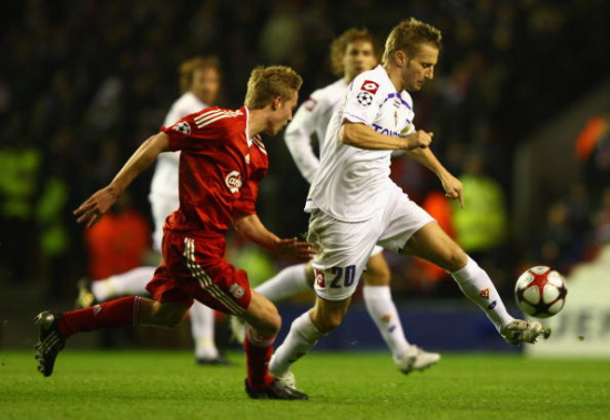 热议海港平柔佛：十分狼狈且侥幸；陈威出色全队血性