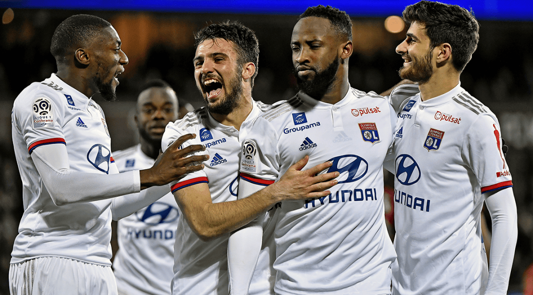 苗原：辽宁铁人18岁高中锋张家鸣获得伯恩利U21的试训邀请