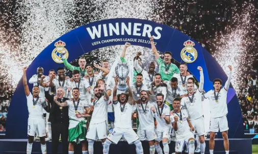 尤文官方：弗拉霍维奇成功接受了左内收肌腱撕脱修复手术