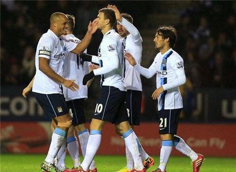 伊朗前锋塔雷米欧冠赛场攻破皇马大门！成为第二位攻...